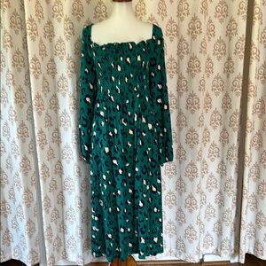 Crown & ivy Green Leopard Print long Dress M